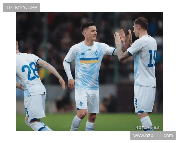 基迪纳摩与阿尔的精彩对决揭示了足球战术的魅力与团队合作的重要性