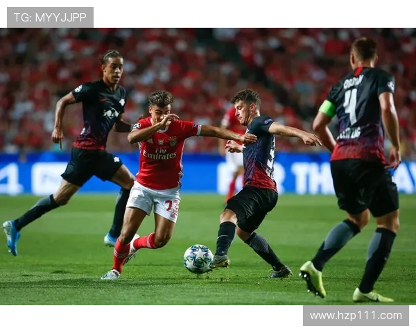 欧冠新型足球内置智能芯片实现射门数据实时追踪技术革新