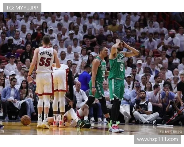 科威特与澳大利亚激战正酣双方实力对决引发球迷热议 科威特与澳大利亚激战正酣双方实力对决引发球迷热议