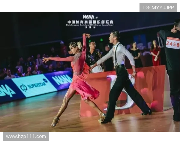 洲际杯精彩回顾杭州篮球队默契配合展现团队实力与战术智慧